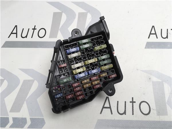 Caja de fusibles Audi A4 B7 8e