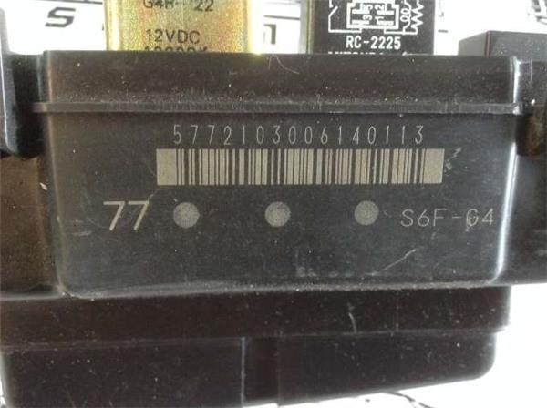 Caja de fusibles honda civic 7 - 