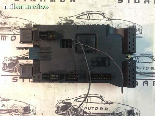 Caja de fusibles mercedes 0005400650 - AutoRR 0005400650