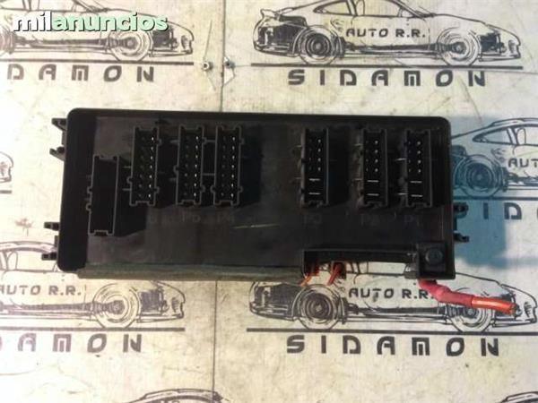 Caja de fusibles mercedes benz w164 w251 - AutoRR a1645400272