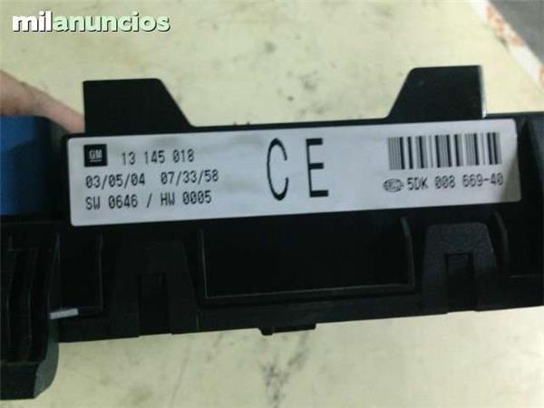 Caja de fusibles Opel - 