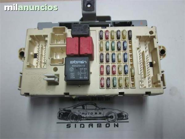 Caja de reles y fusibles alfa 147 1.6 ts - 51711428