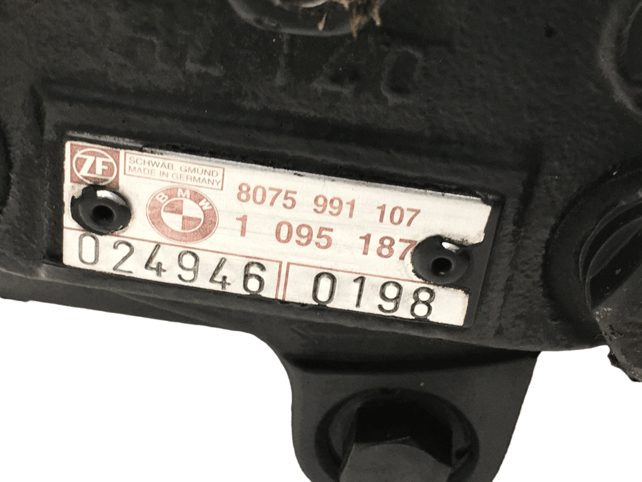 Caja direccion Bmw Serie 7 E38 - 8075991107