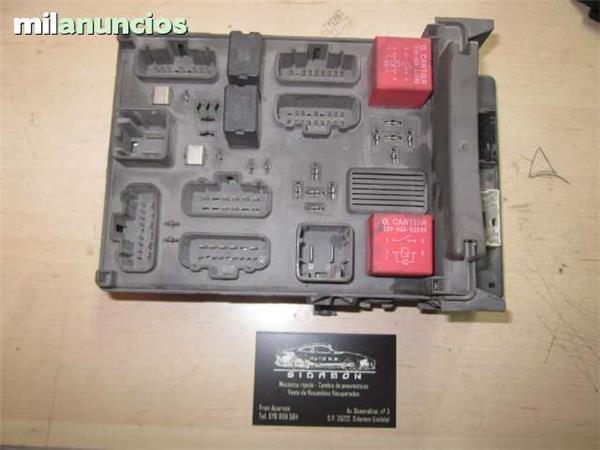 Caja fusibles bsi renault velsatis - 518002217