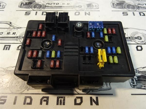 Caja fusibles chevrolet captiva 96821082 - 96821082