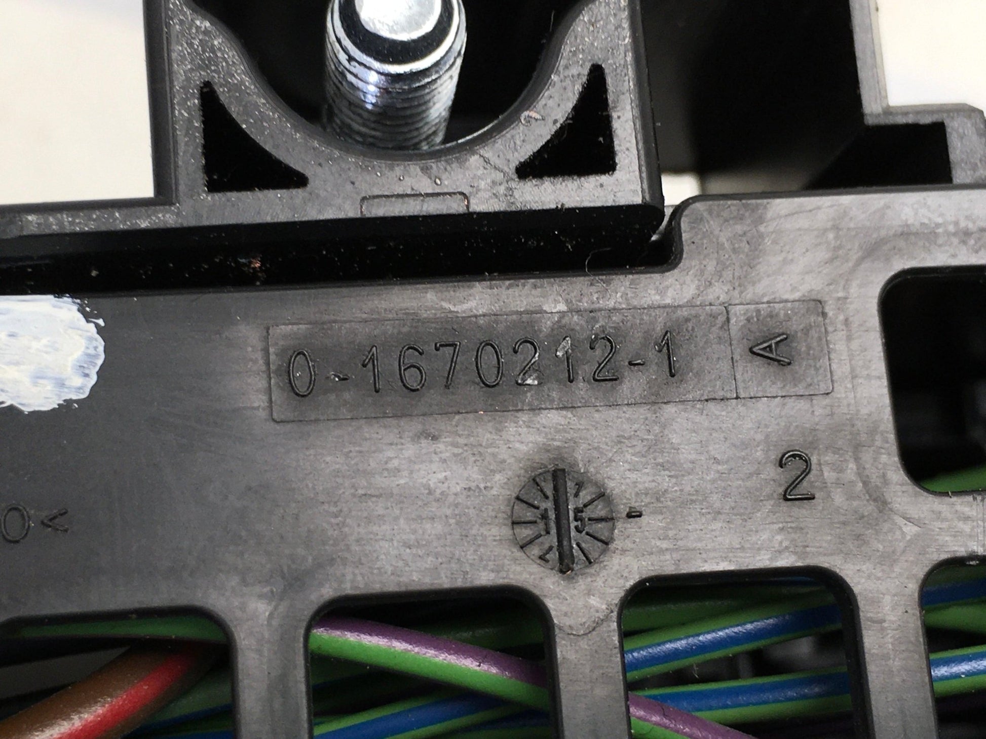 Caja fusibles Ford Tourneo Courier - 016702121