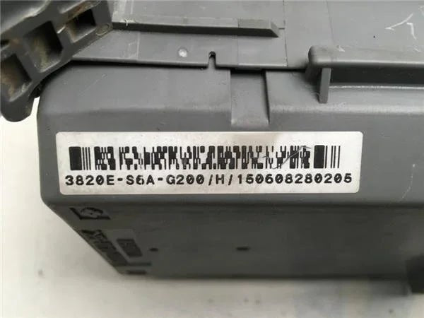 Caja fusibles Honda Civic VII