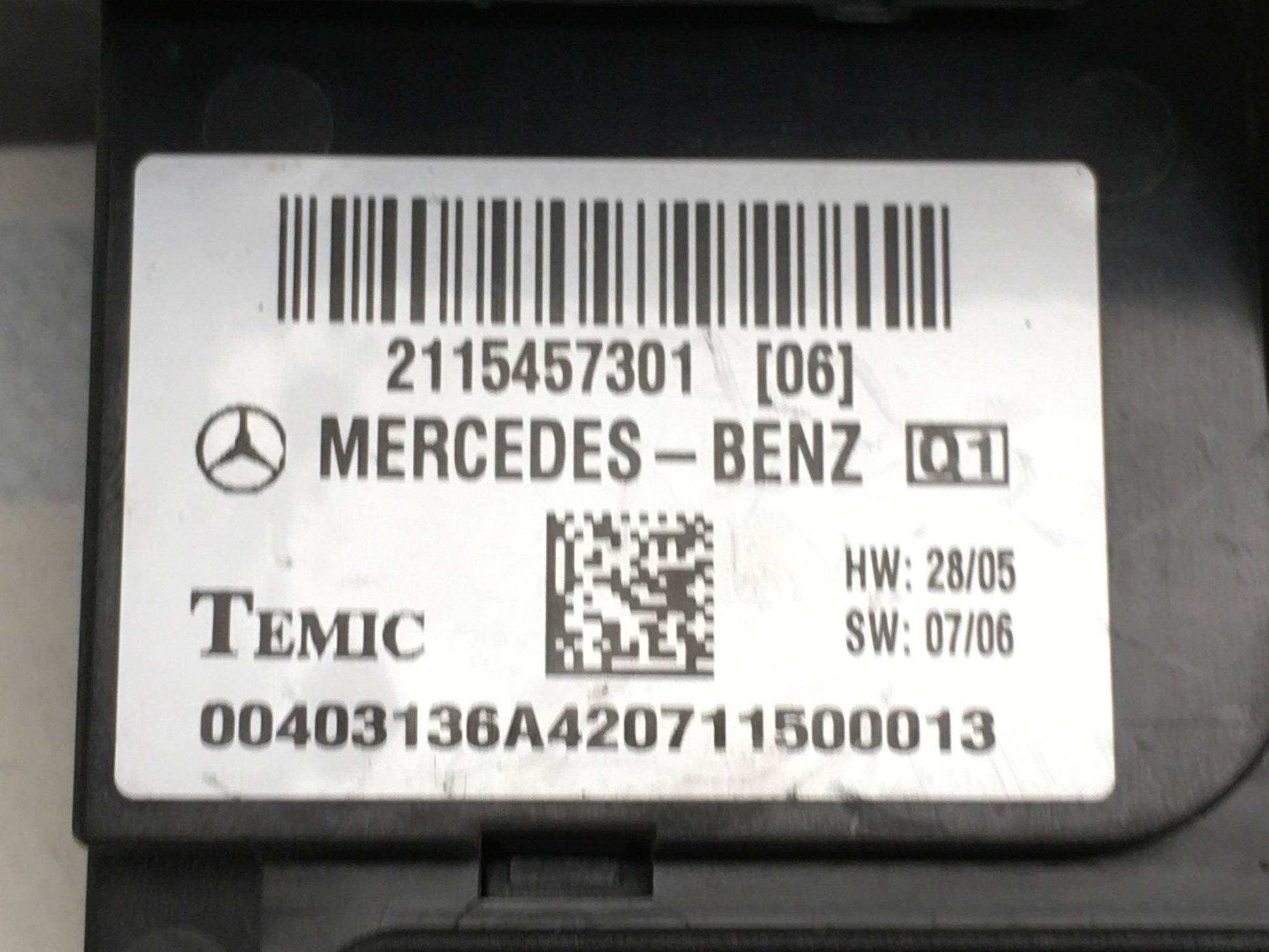 Caja fusibles Mercedes E W211 2115457301 - 2115457301