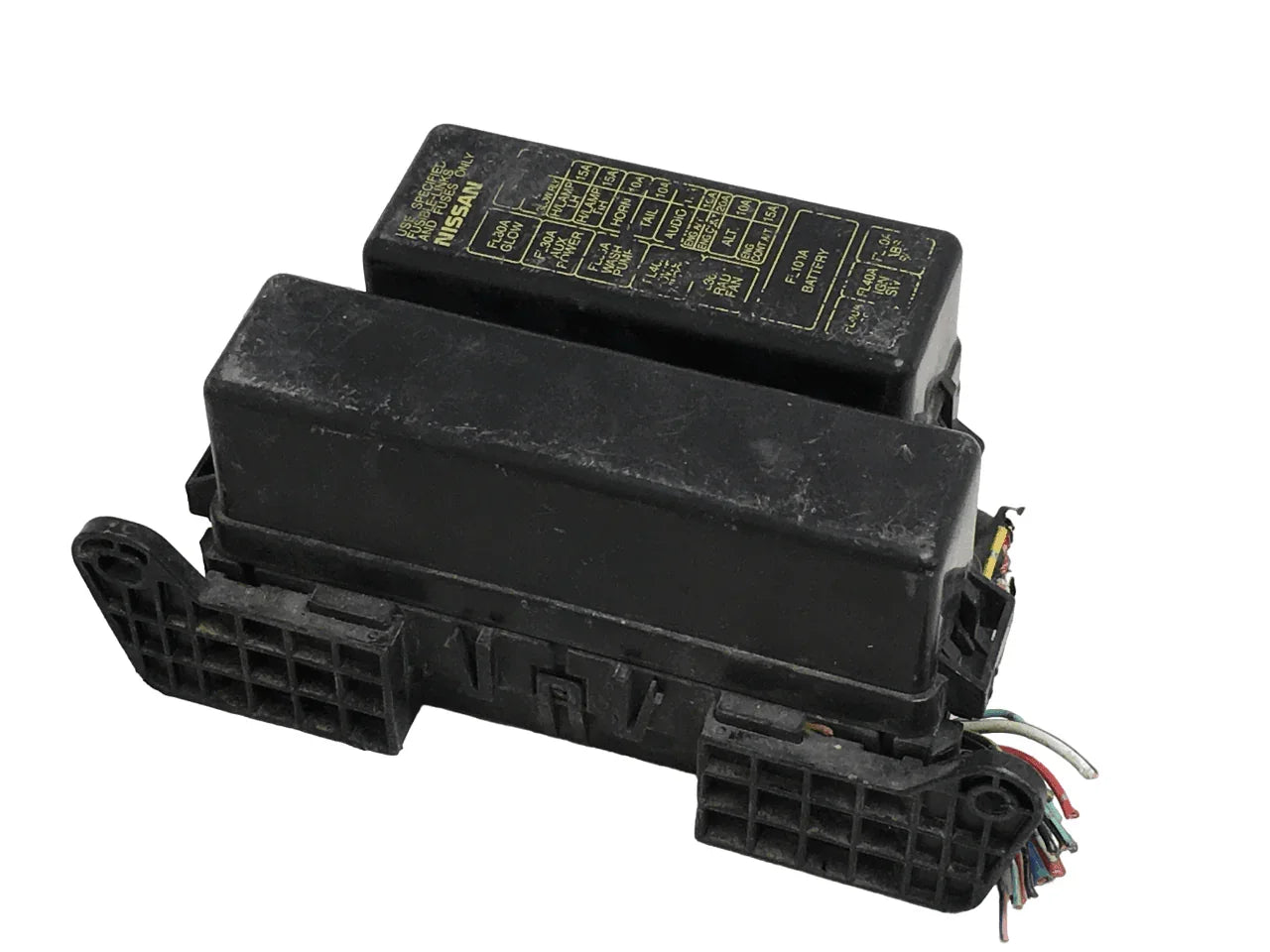 Caja fusibles Nissan Terrano II R20