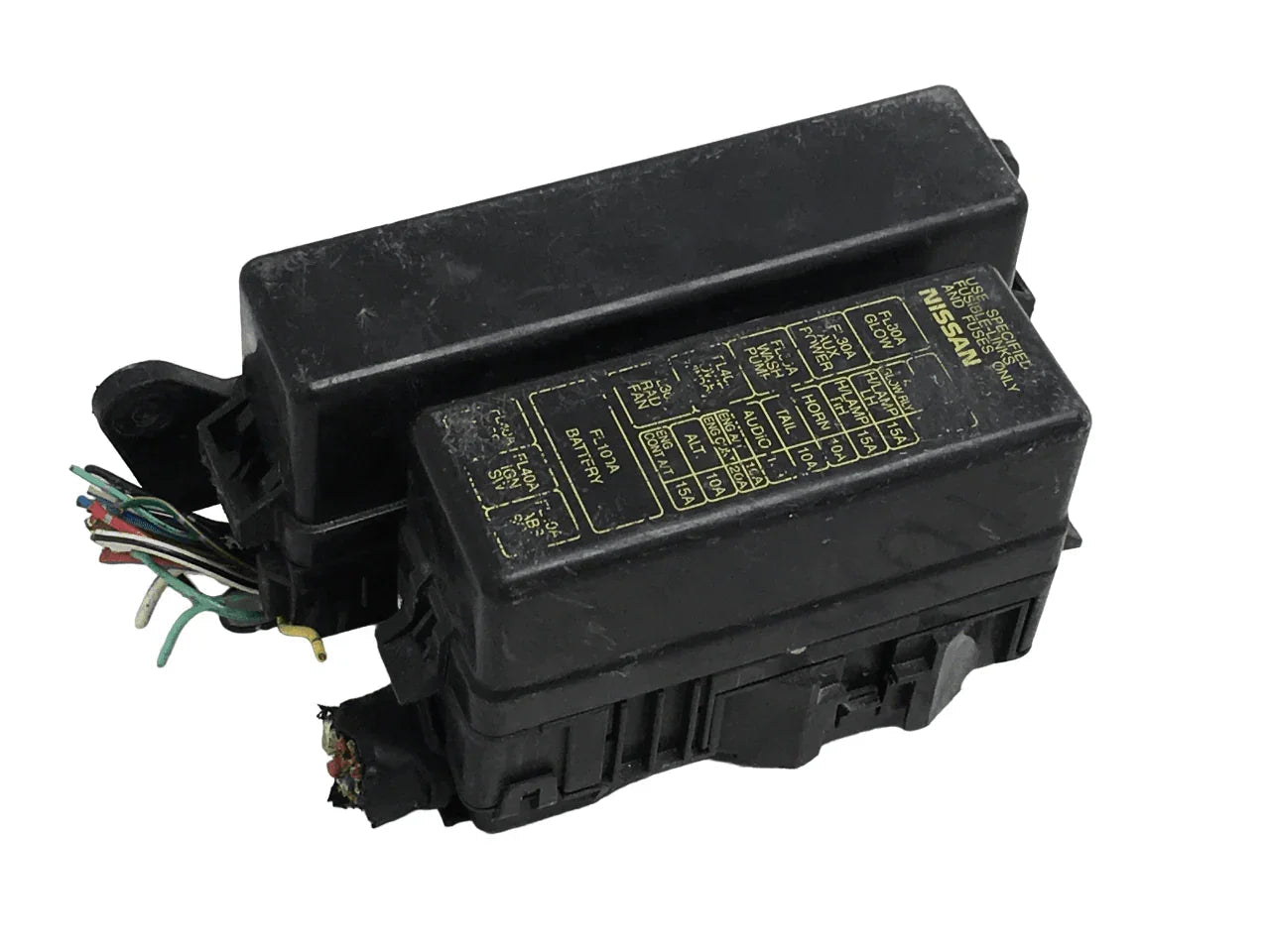 Caja fusibles Nissan Terrano II R20