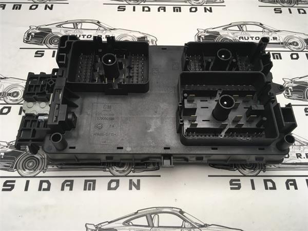 Caja fusibles opel insignia 529050199 - 529050199