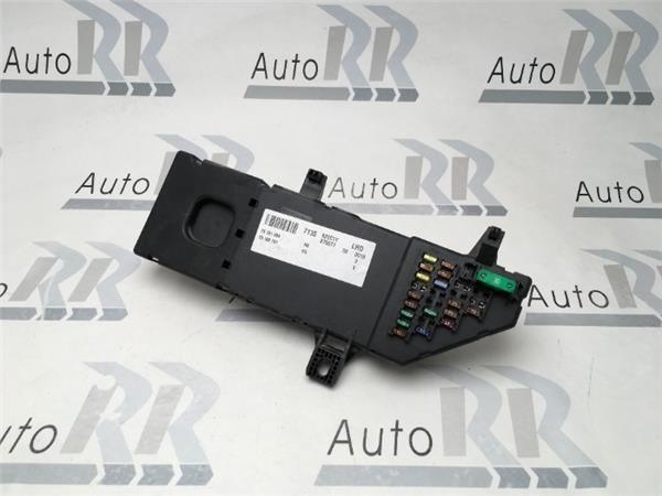 Caja fusibles Opel Vectra C 13181984 - 13181984