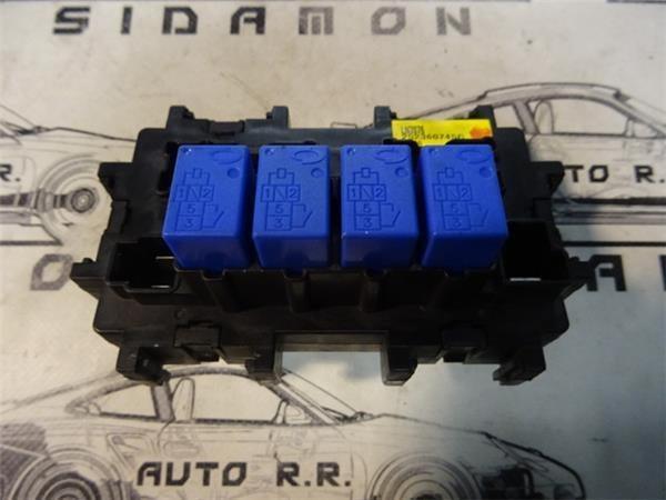 Caja fusibles renault koleos 252360745r - 252360745r