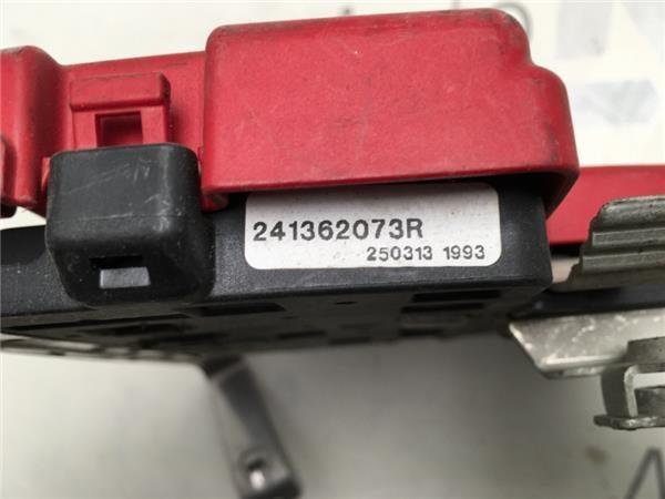 Caja fusibles Renault Master III - 241362073R