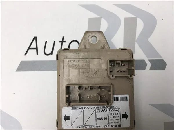 Caja fusibles Subaru G11 LB100601b