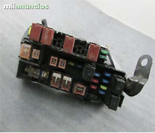 Caja fusibles subaru legacy iii 2.5 l - 82231ae01a