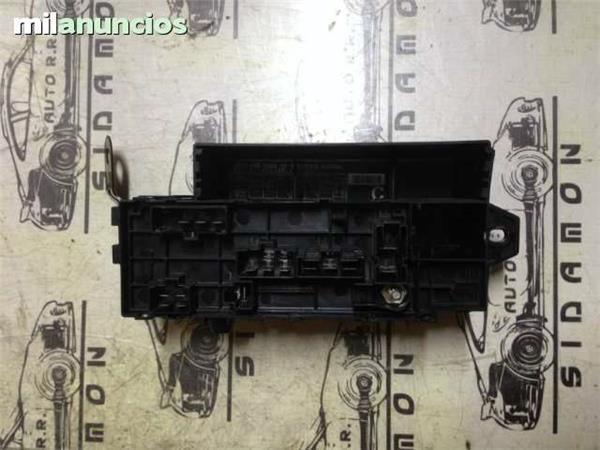 Caja fusibles subaru legacy iii 2.5 l - 82231ae01a