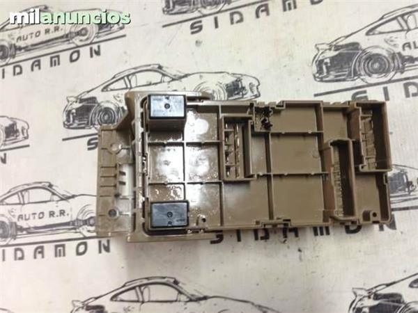 Caja fusibles subaru legacy iv - lb101002b