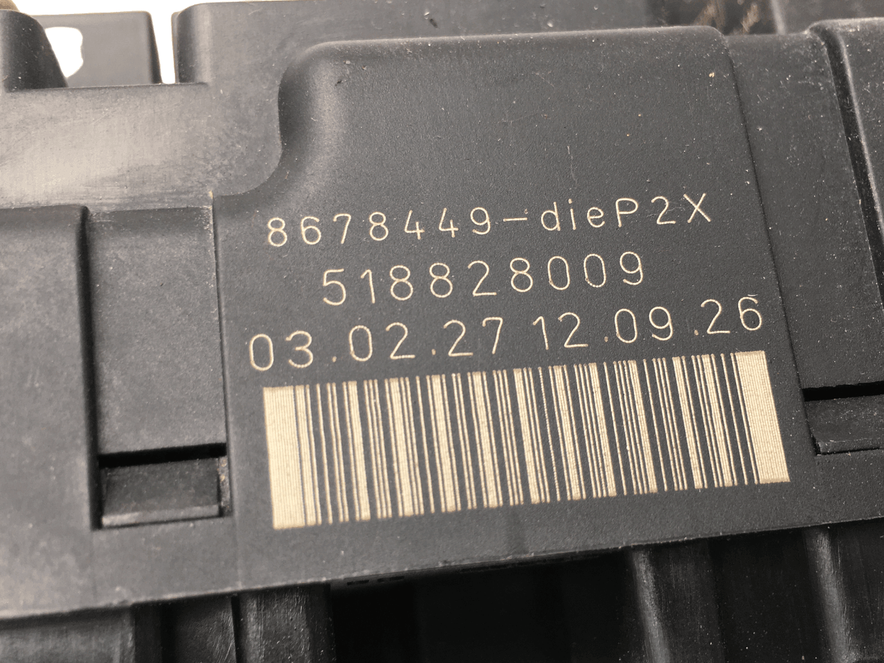 Caja fusibles Volvo 518828009 - 518828009