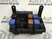 Caja reles nissan patrol gr y61
