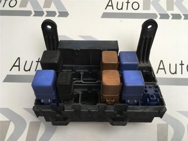 Caja reles nissan patrol gr y61 - 