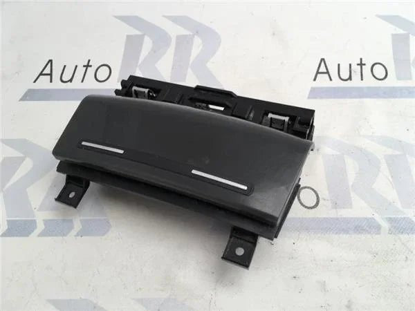 Cenicero Audi A3 8P 8p0857951