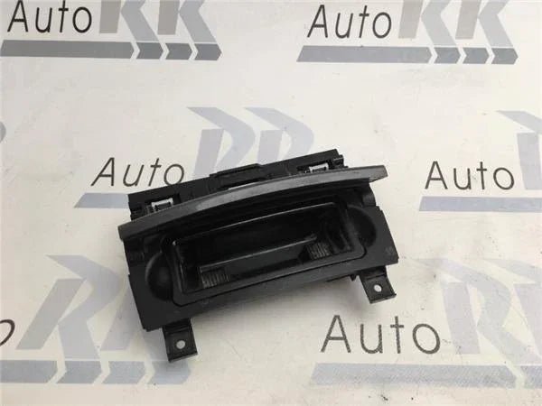Cenicero Audi A3 8P 8p0857951