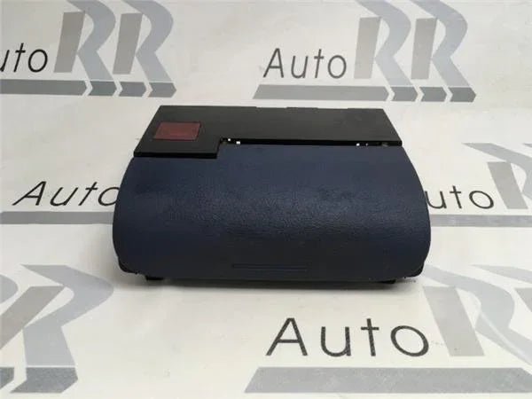 Cenicero Audi TT 8N