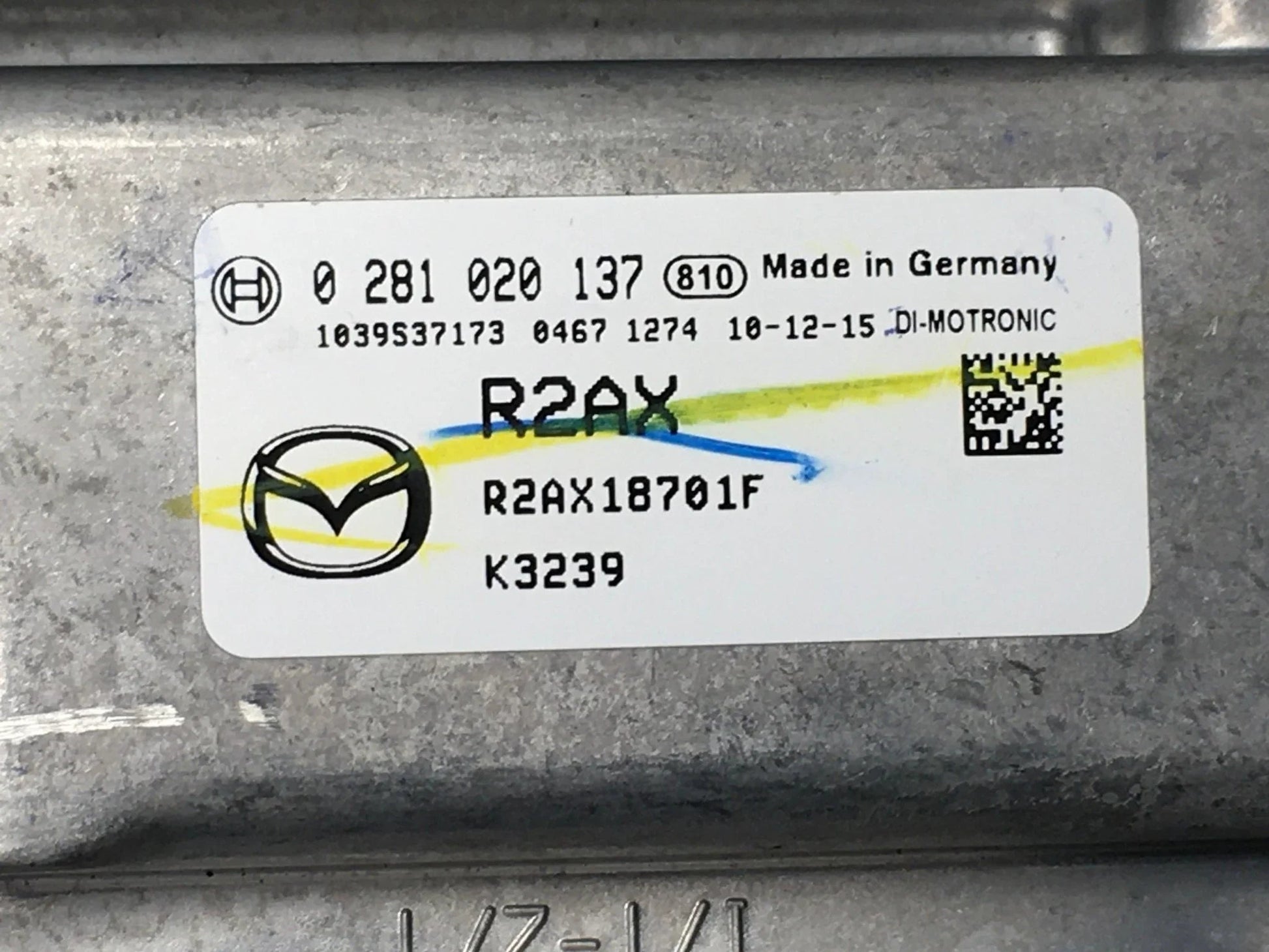 Centralita ECU Mazda 0281020137