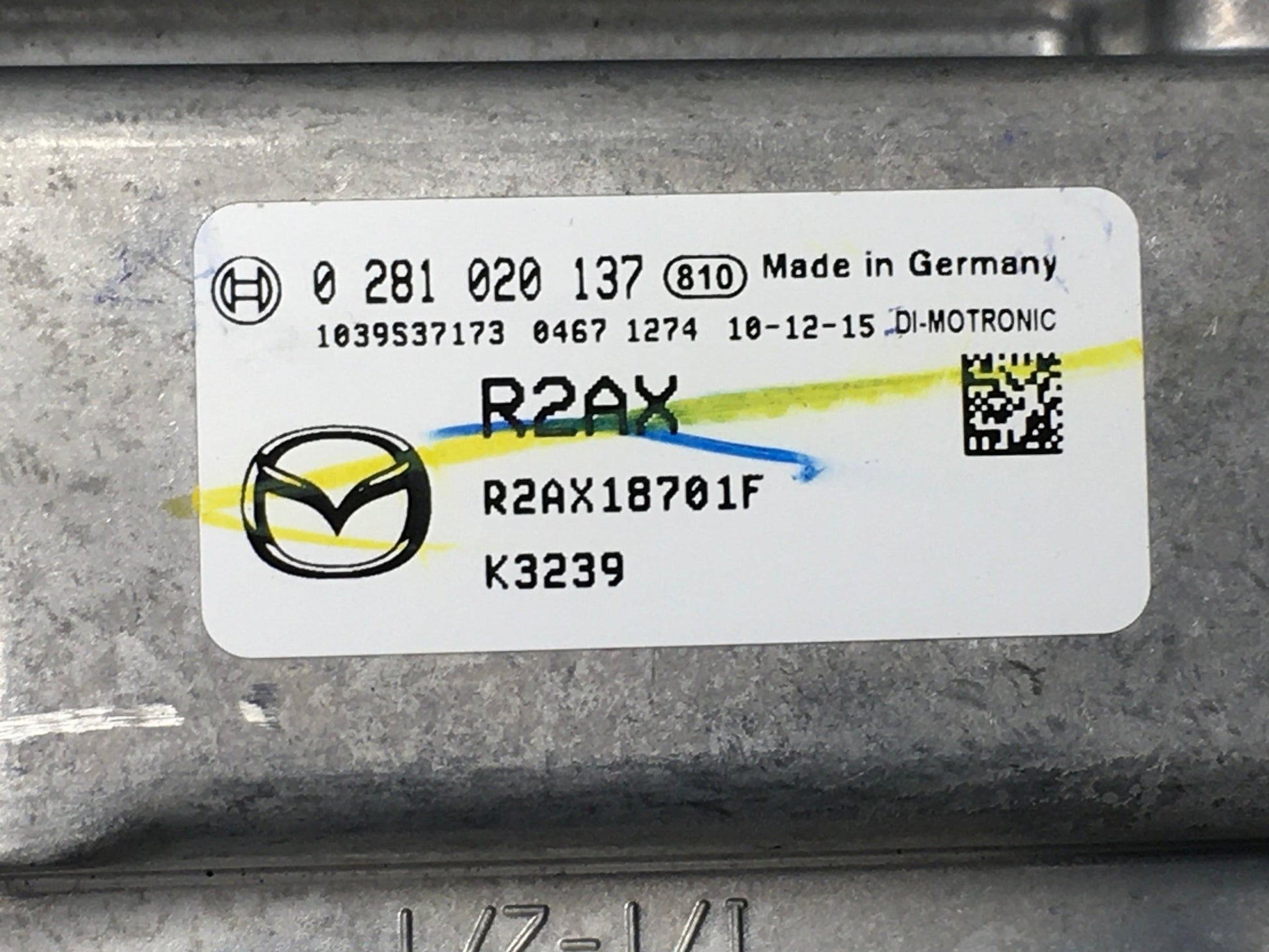 Centralita ECU Mazda 0281020137 - 0281020137