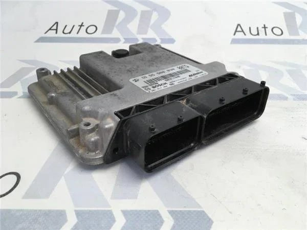 Centralita ECU Opel 0281017960