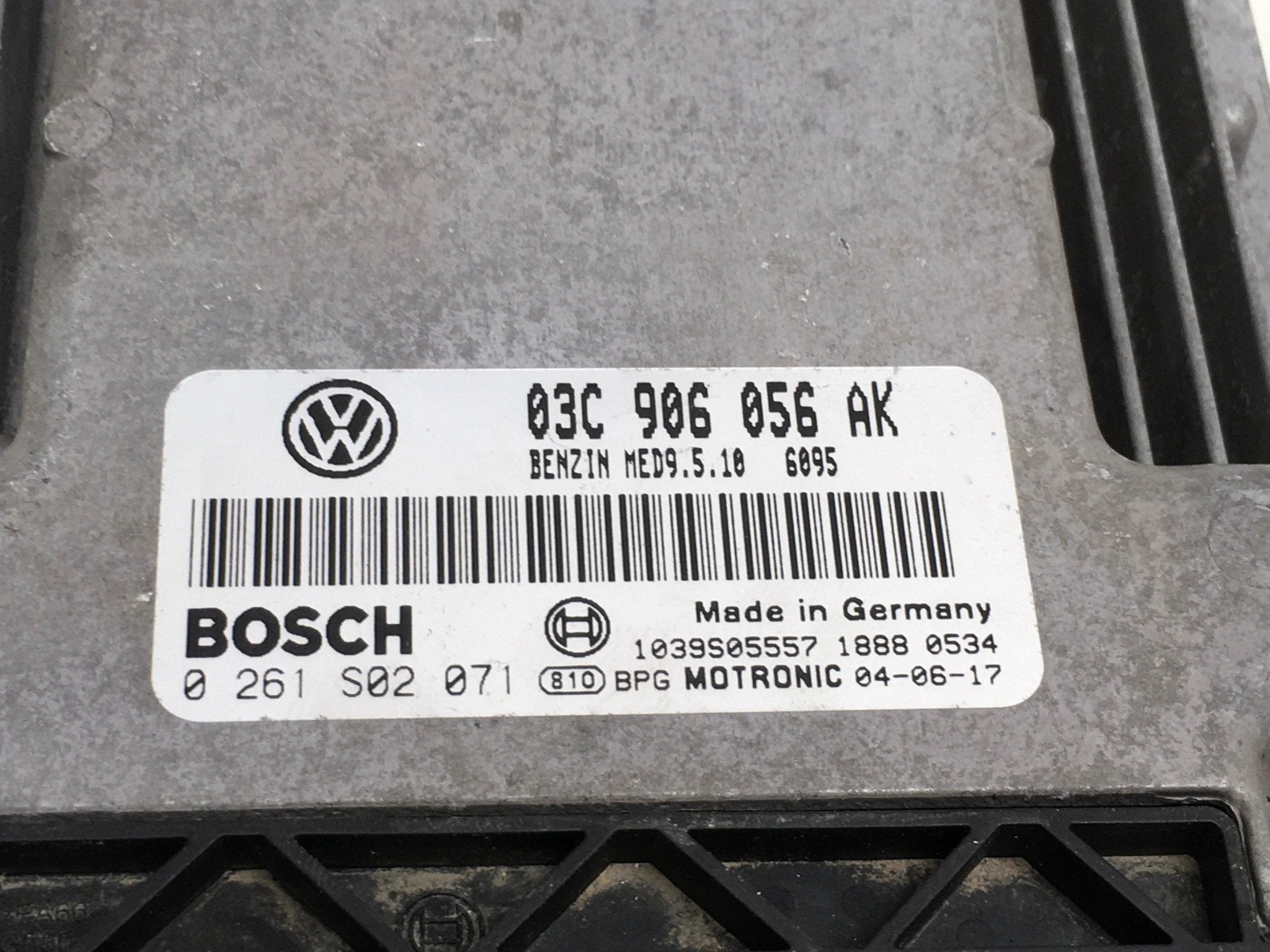 Centralita ECU VW MED9.5.10 - 03c906056ak
