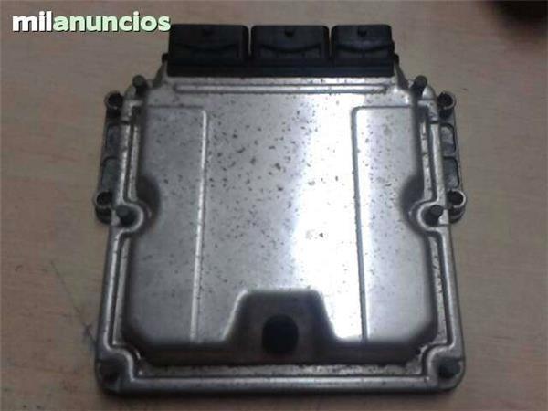 Centralita motor 2.2 dci. renault - AutoRR 0 281 011 325