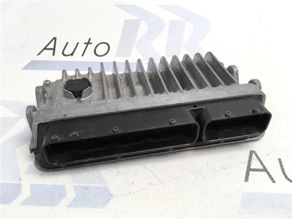 Centralita motor toyota yaris iii hybrid - 89661-0DC01