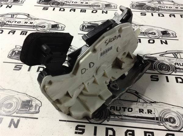 Cerradura del dcha skoda octavia iii - 16SKV131