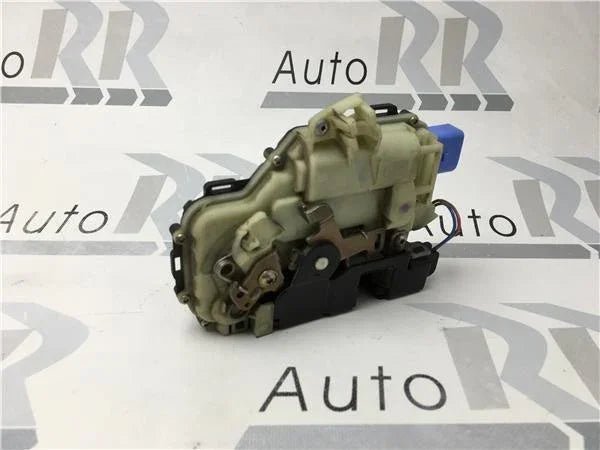 Cerradura del izq seat ibiza 6l