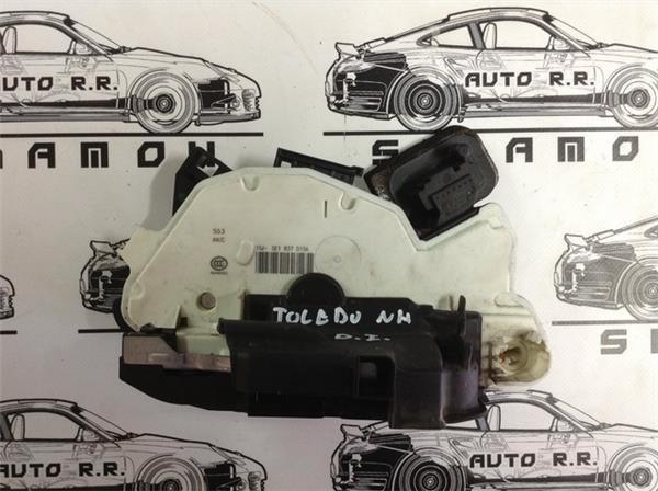 Cerradura del izq Seat Toledo IV - AutoRR 5E1837015A_