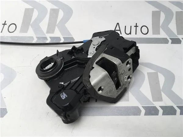 Cerradura del izq Toyota Auris A180