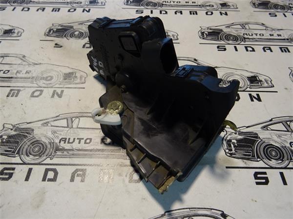 Cerradura delantera dcha bmw serie 3 e46 - AutoRR 51217011242