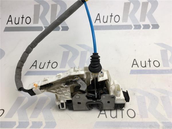 Cerradura delantera dcha Mercedes A09972