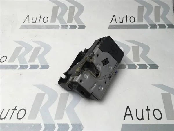Cerradura delantera dcha Renault Trafic