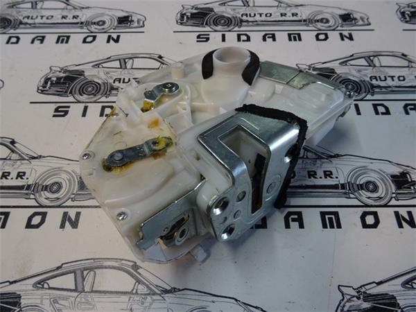 Cerradura delantera dcha suzuki sx4 - 82202-79j40