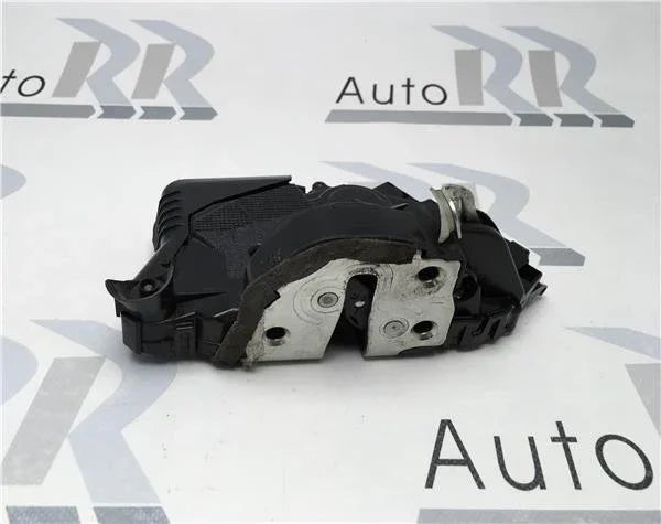 Cerradura delantera dcha Toyota Yaris II