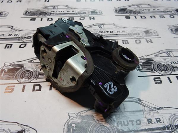 Cerradura delantera derecha hilux ii - 