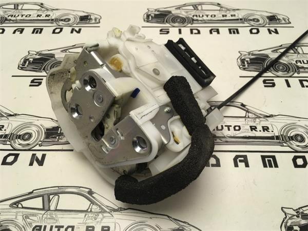 Cerradura delantera derecha impreza g12 - 