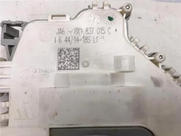 Cerradura delantera izq Audi 8x1837015c