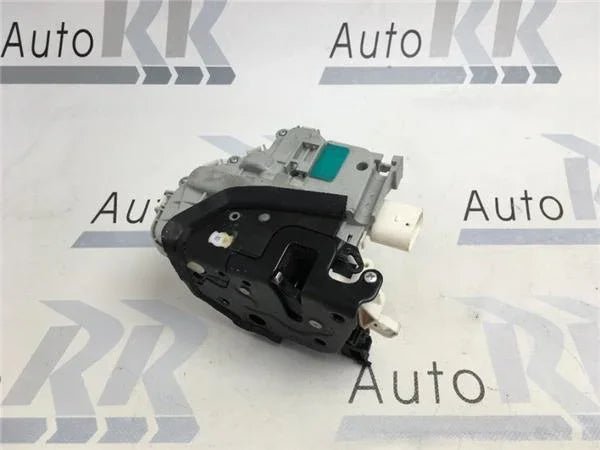 Cerradura delantera izq Audi 8x1837015c