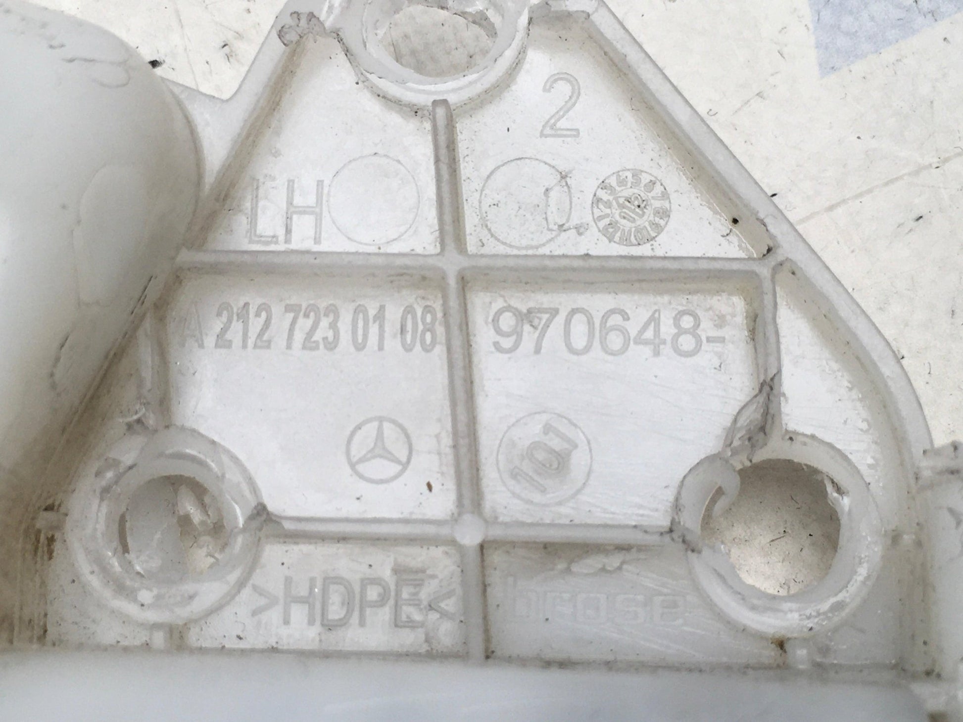 Cerradura delantera Izq Mercedes E W212 - A2127230108