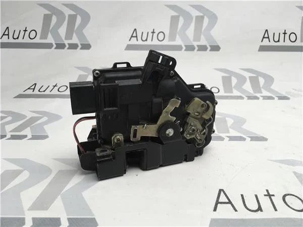 Cerradura derecha Audi TT 8N
