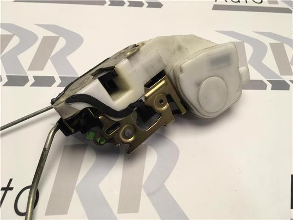 Cerradura derecha mitsubishi montero io - MR473008